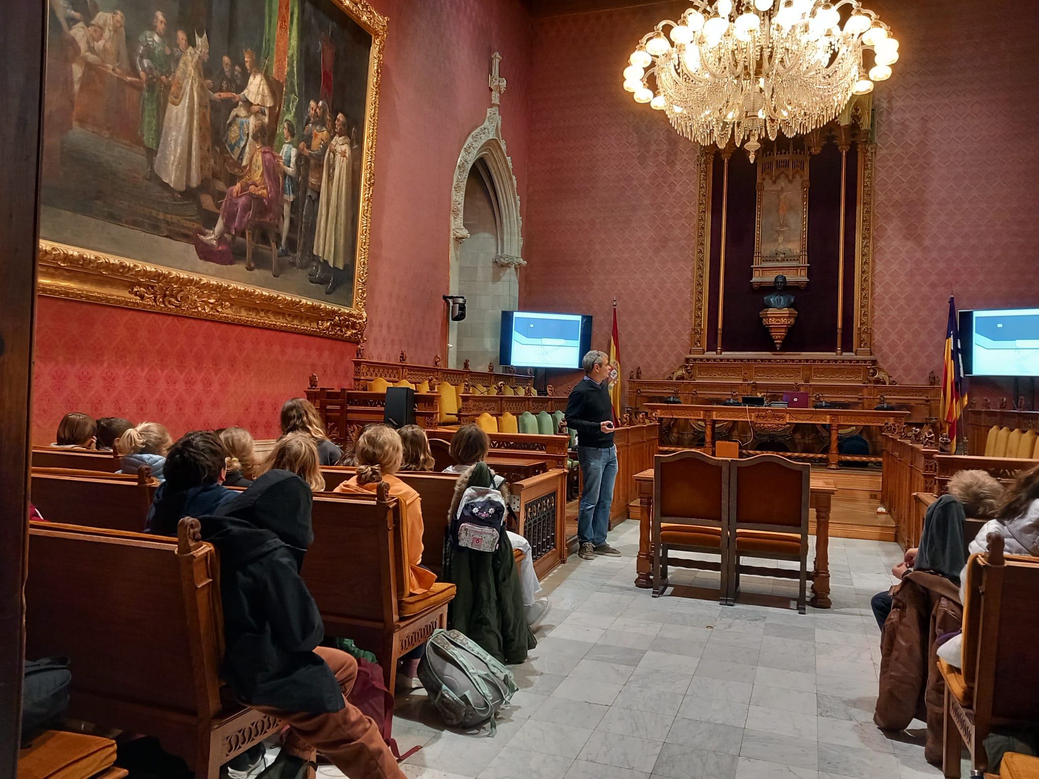 Conferència i visita guiada per a centres educatius: Els refugis antiaeris de Palma