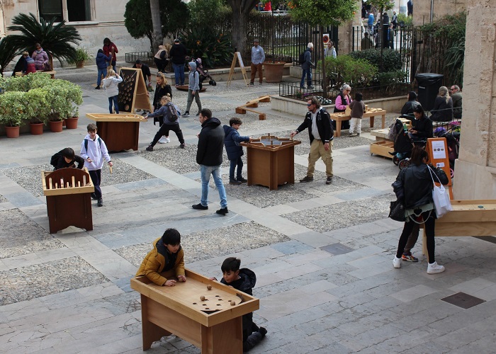 A-traccions de jardí i carrer