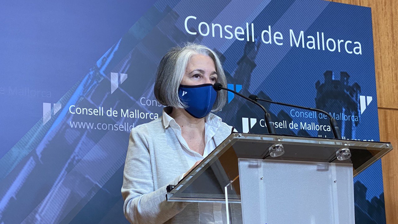 La consellera de Presidència, Teresa Suárez.