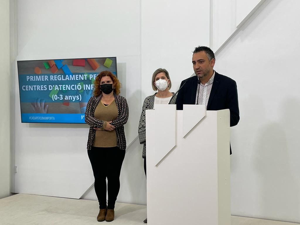 Presentació de les bases del primer Reglament per als Centres d'Atenció Infantil de nins i nines fins a tres anys.
