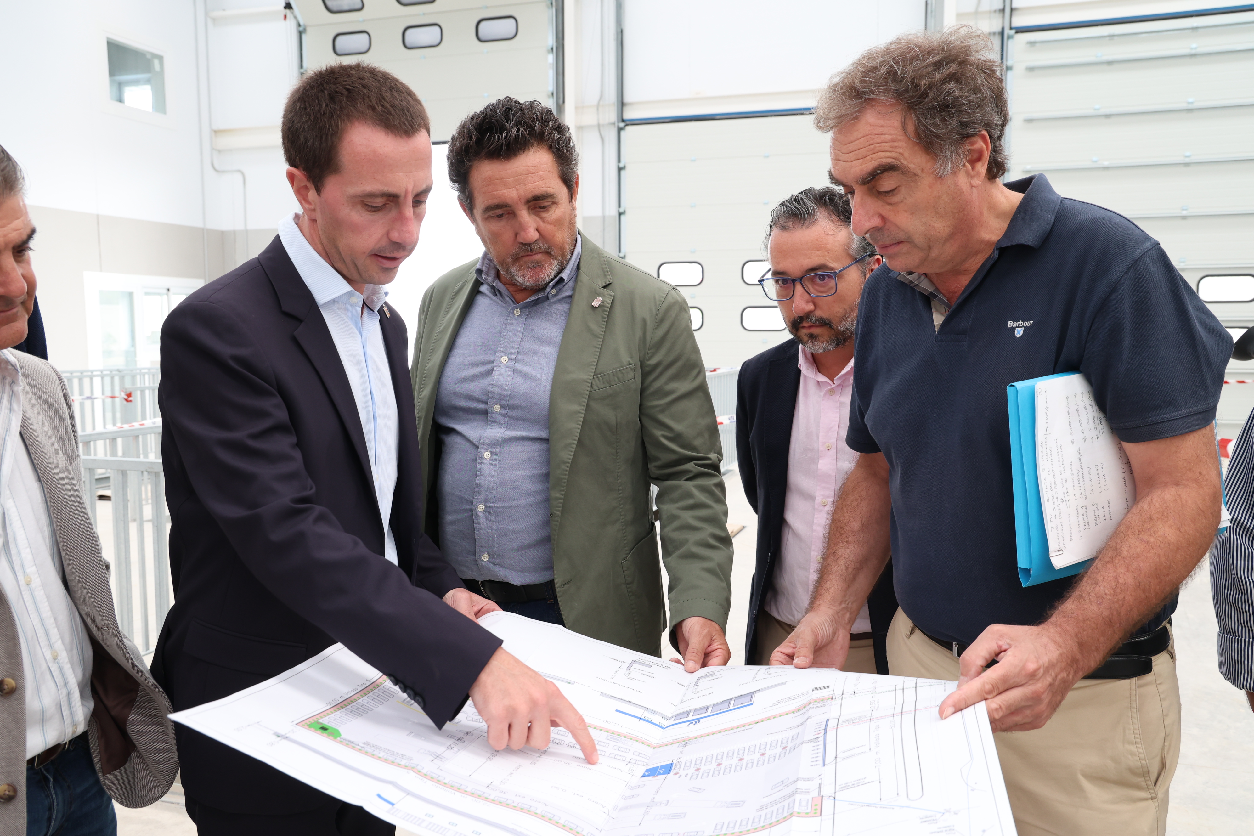 Visita del president Llorenç Galmés a les obres de la nova estació d'ITV de Calvià.