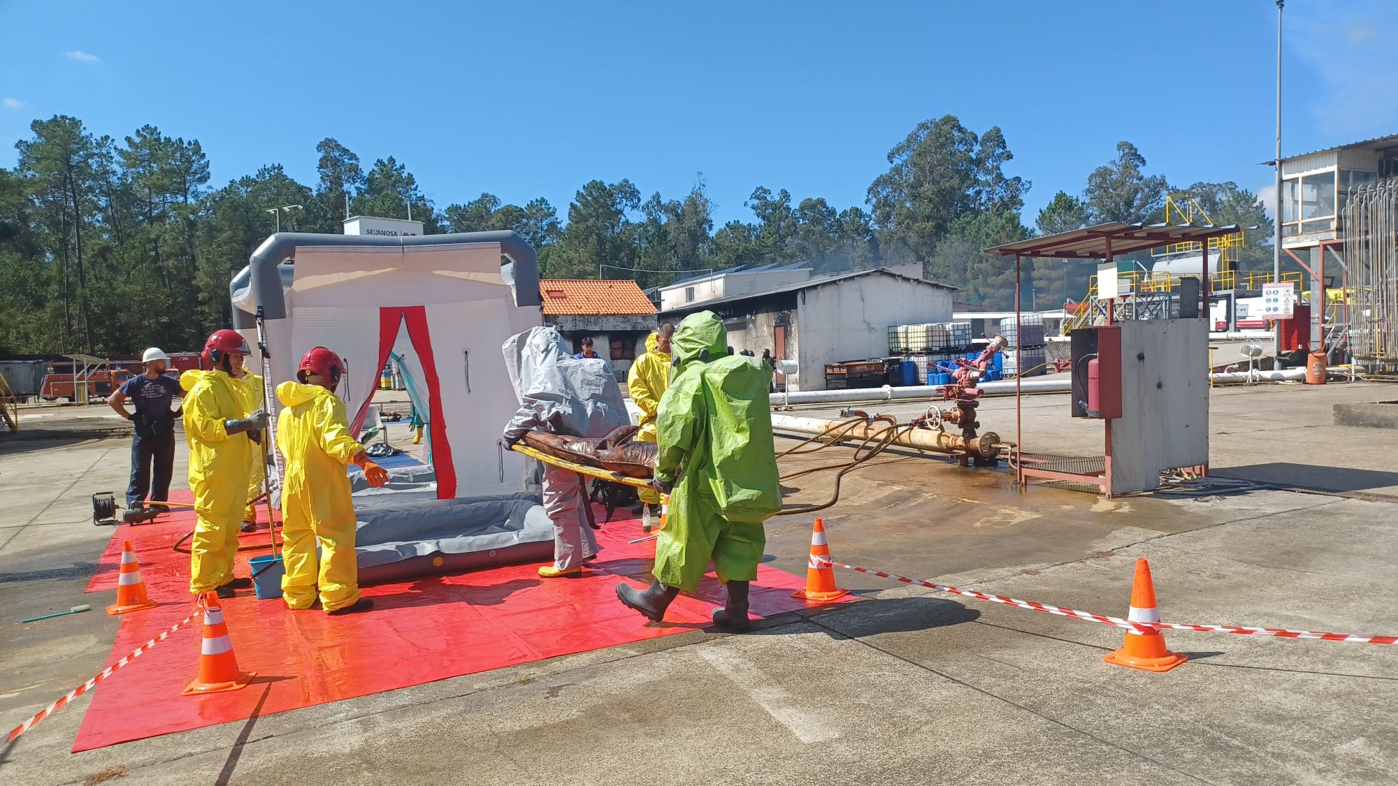 Los Bombers de Mallorca se especializan en nuevas técnicas para atender emergencias en los puertos.