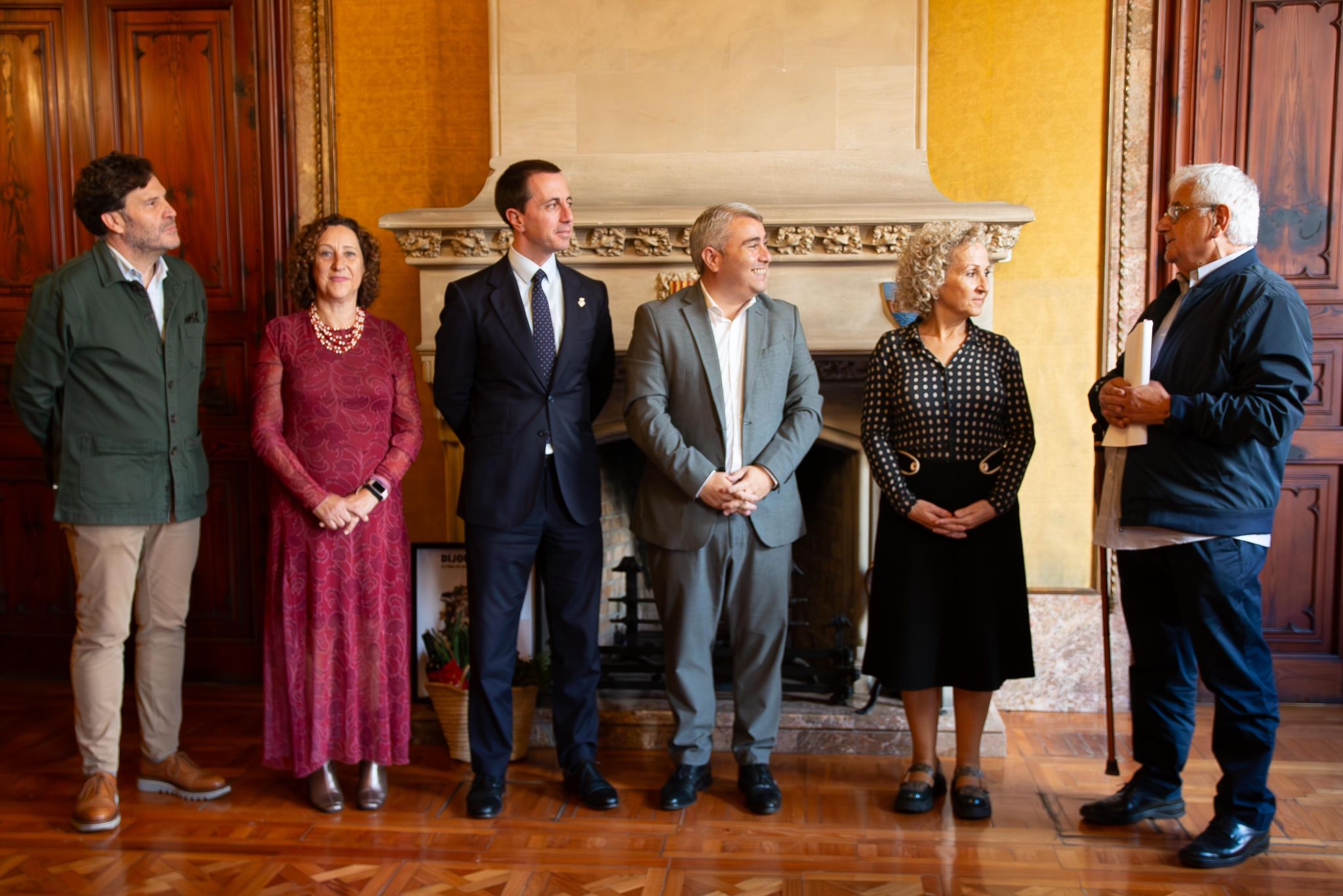 El president del Consell, Llorenç Galmés, rep a la comitiva del Dijous Bo 2024.