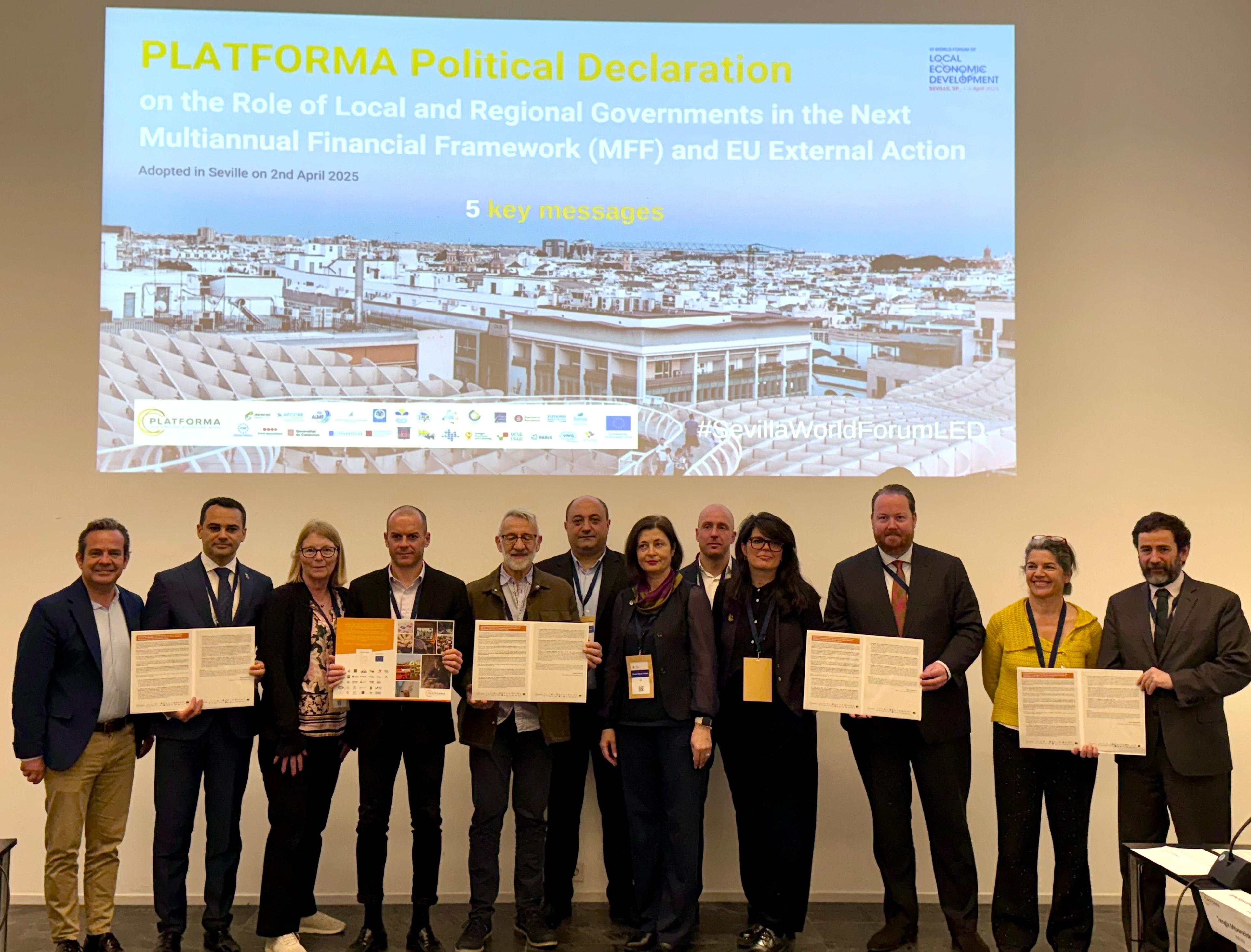 El conseller de Presidència, Antoni Fuster, participa en el Consell Polític de PLATFORMA del Fòrum Mundial de Desenvolupament Econòmic Local.