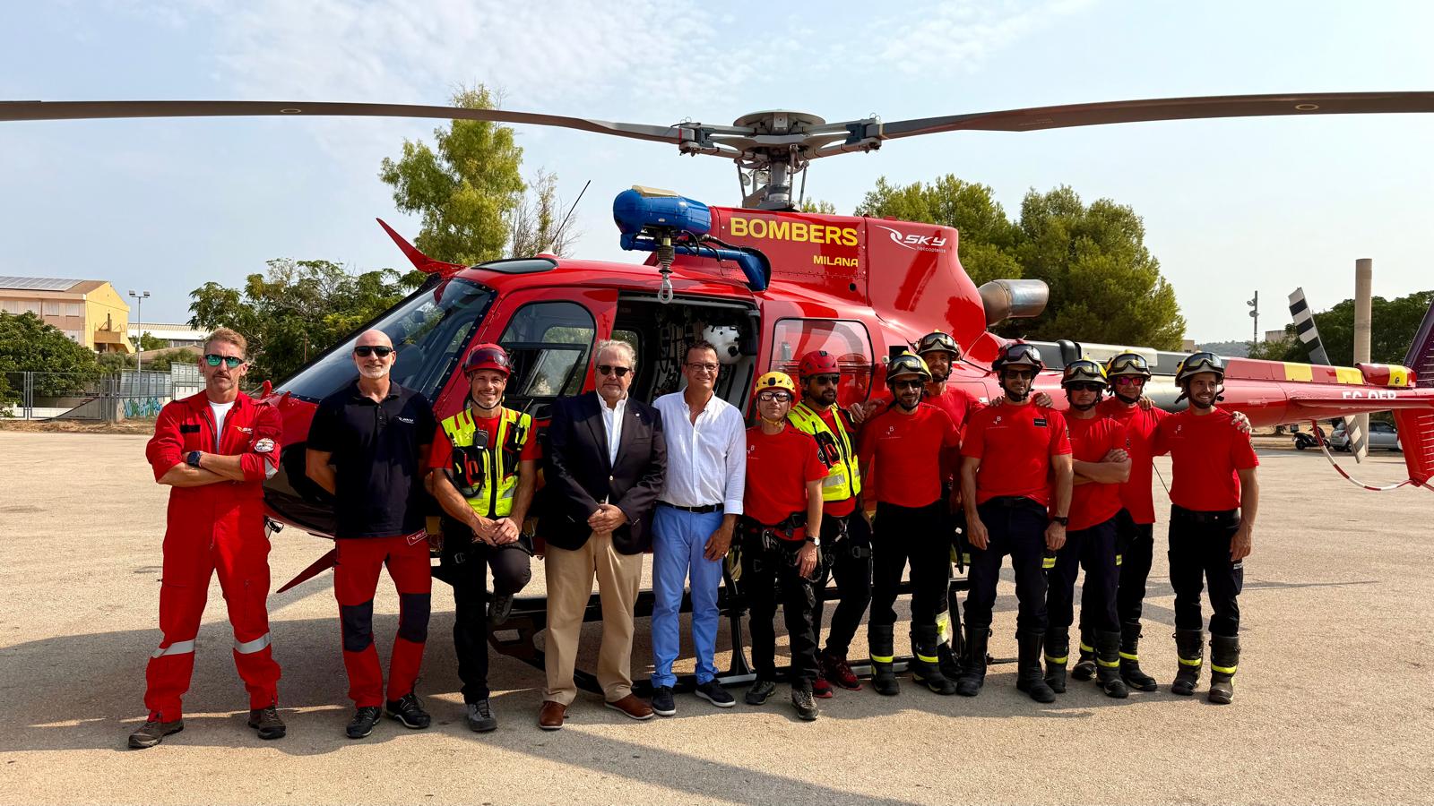 L'helicòpter dels Bombers de Mallorca <em>Milana</em>.