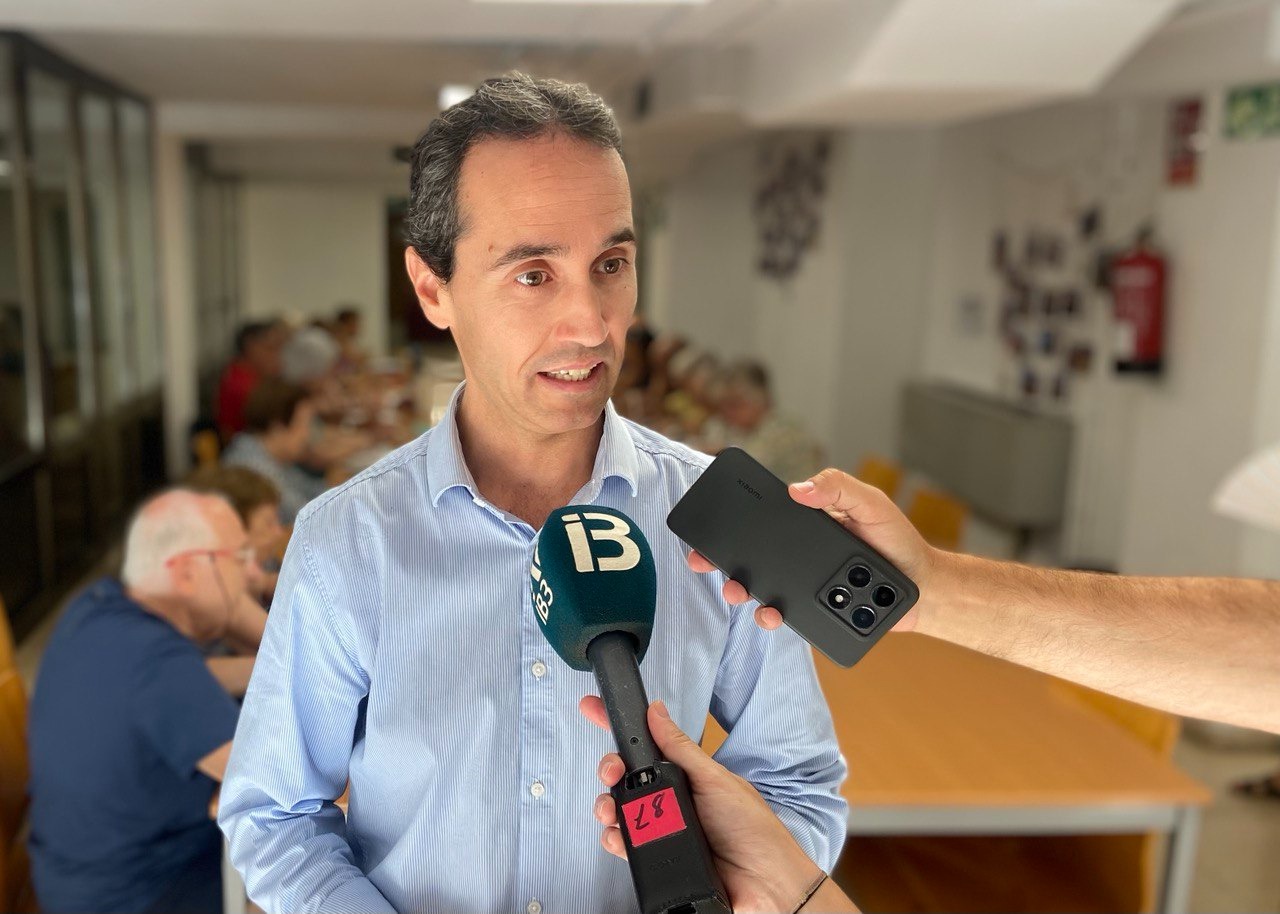 El conseller de Benestar Social, Guillermo Sánchez.