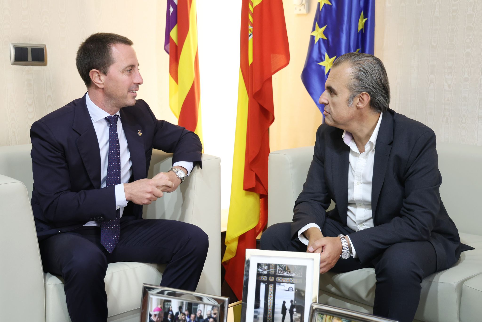 El president del Consell de Mallorca, Llorenç Galmés, i el conseller d’Educació i Universitats del Govern de les Illes Balears, Antoni Vera.
