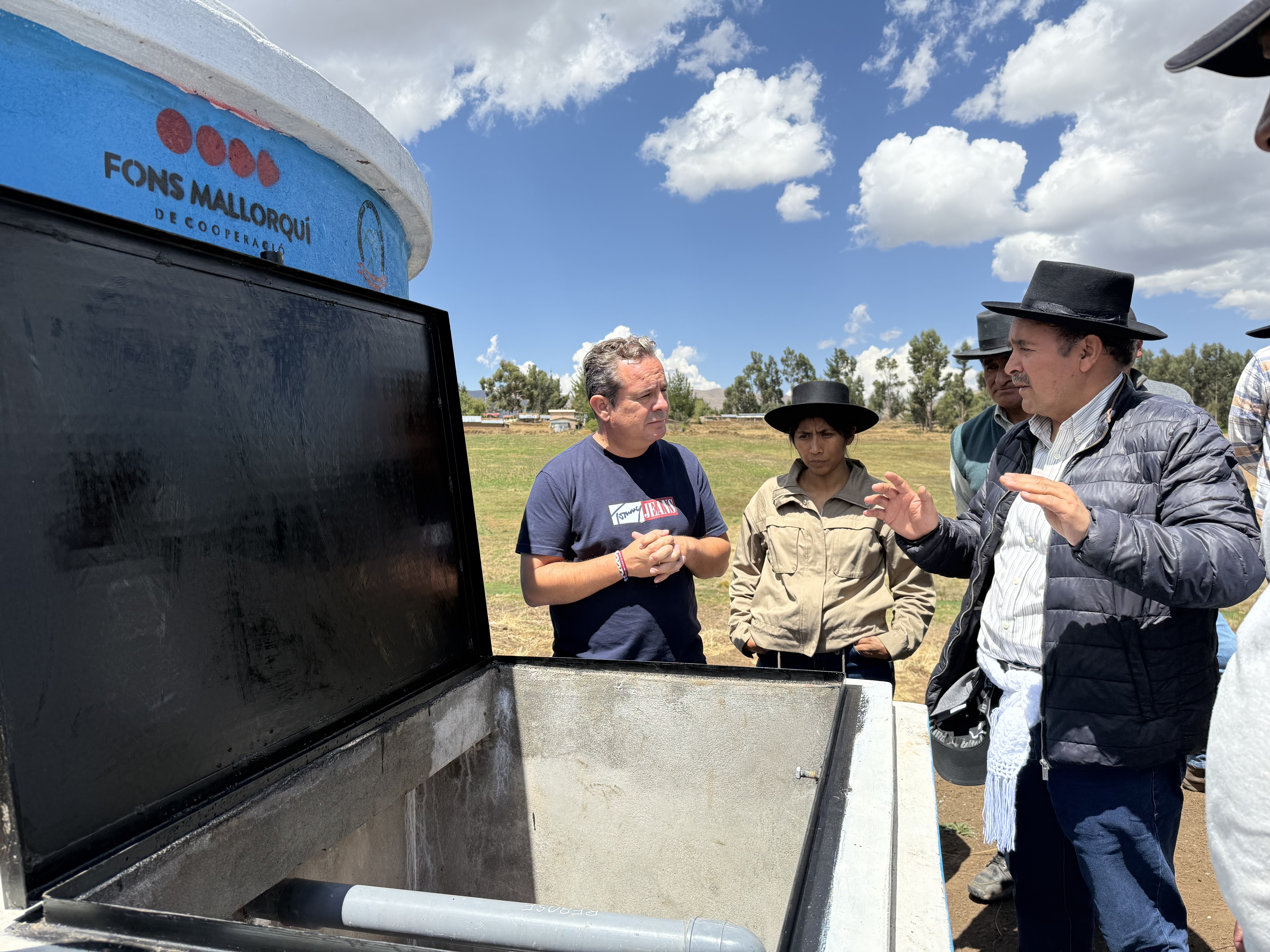 El conseller de Presidència, Toni Fuster, durant la seva visita al Perú.