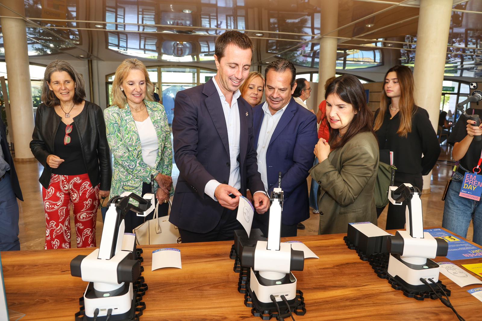 Inauguració de l'Emprènday.