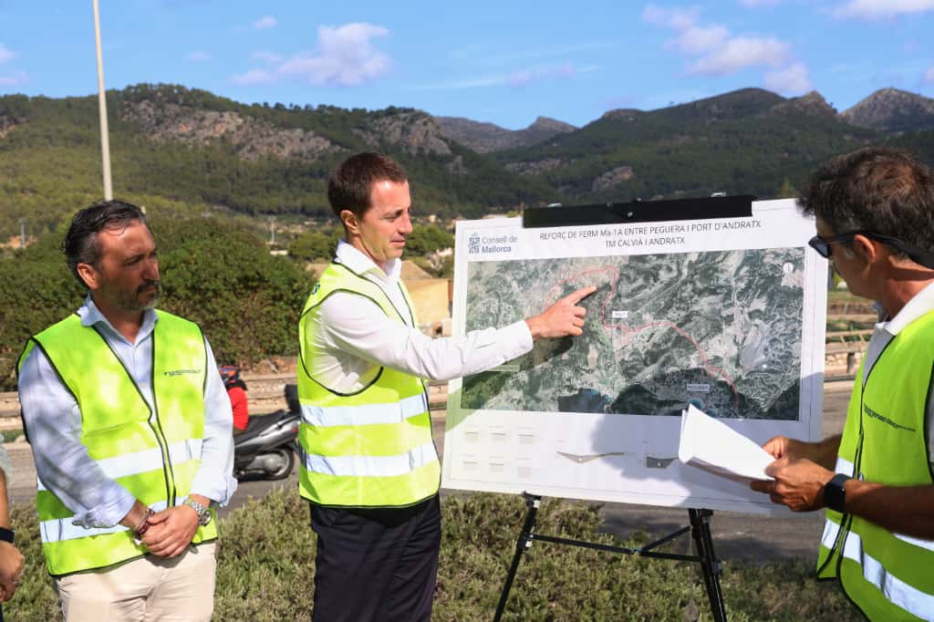 Inicio de las obras de refuerzo del firme de la carretera entre Peguera y el Puerto de Andratx.