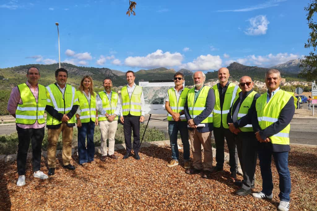 Inicio de las obras de refuerzo del firme de la carretera entre Peguera y el Puerto de Andratx.