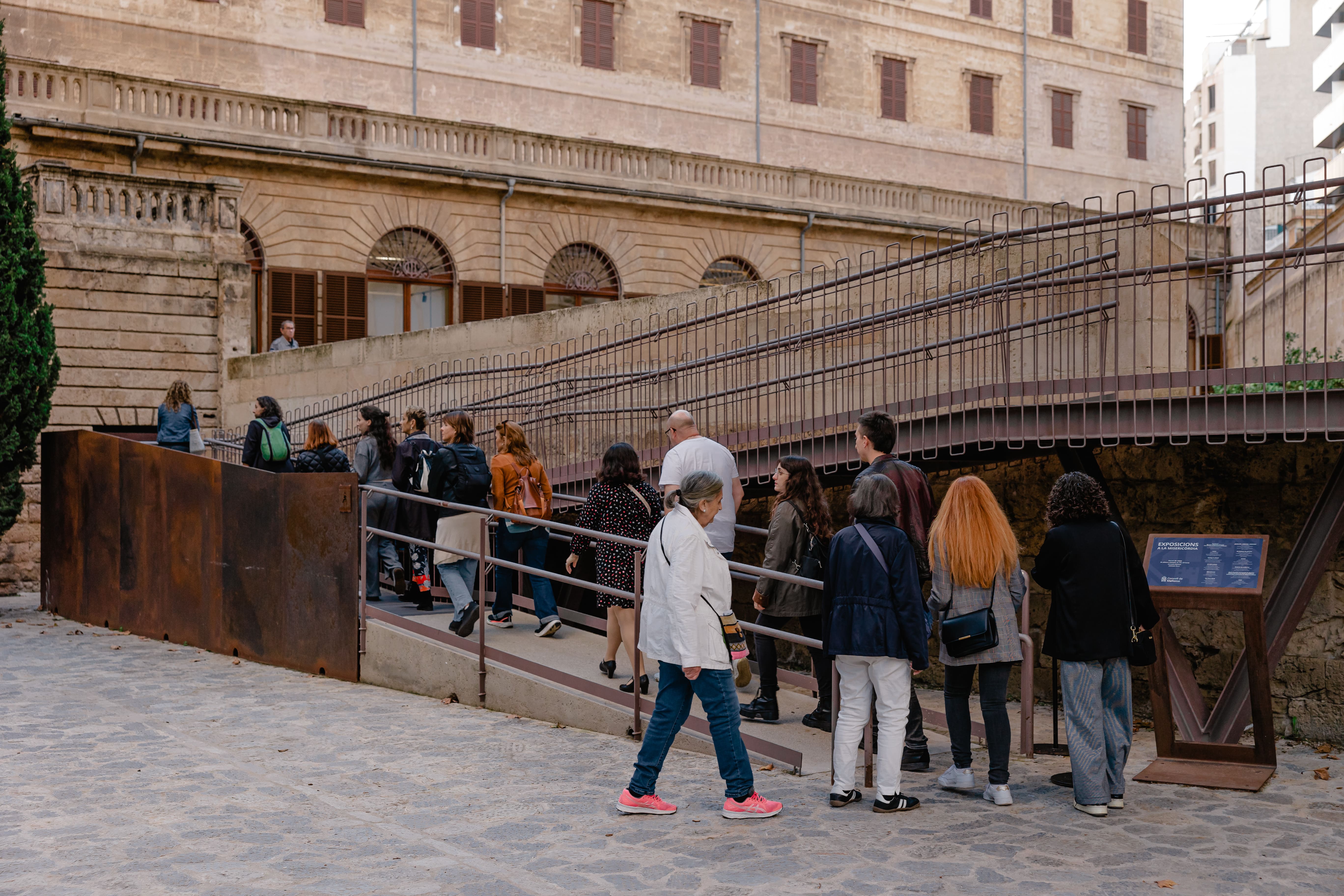 Edifici del Centre Cultural la Misericòrdia.