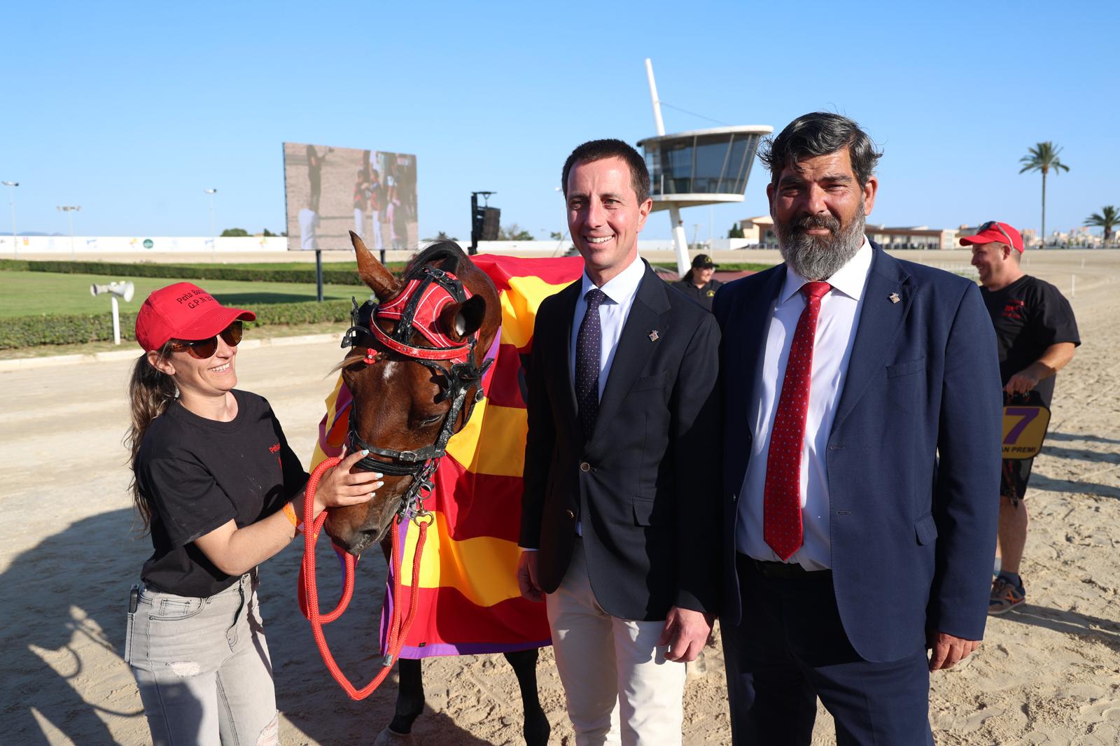 El president del Consell de Mallorca, Llorenç Galmés, i el vicepresident segon i conseller de Medi Ambient, Medi Rural i Esport, Pedro Bestard.