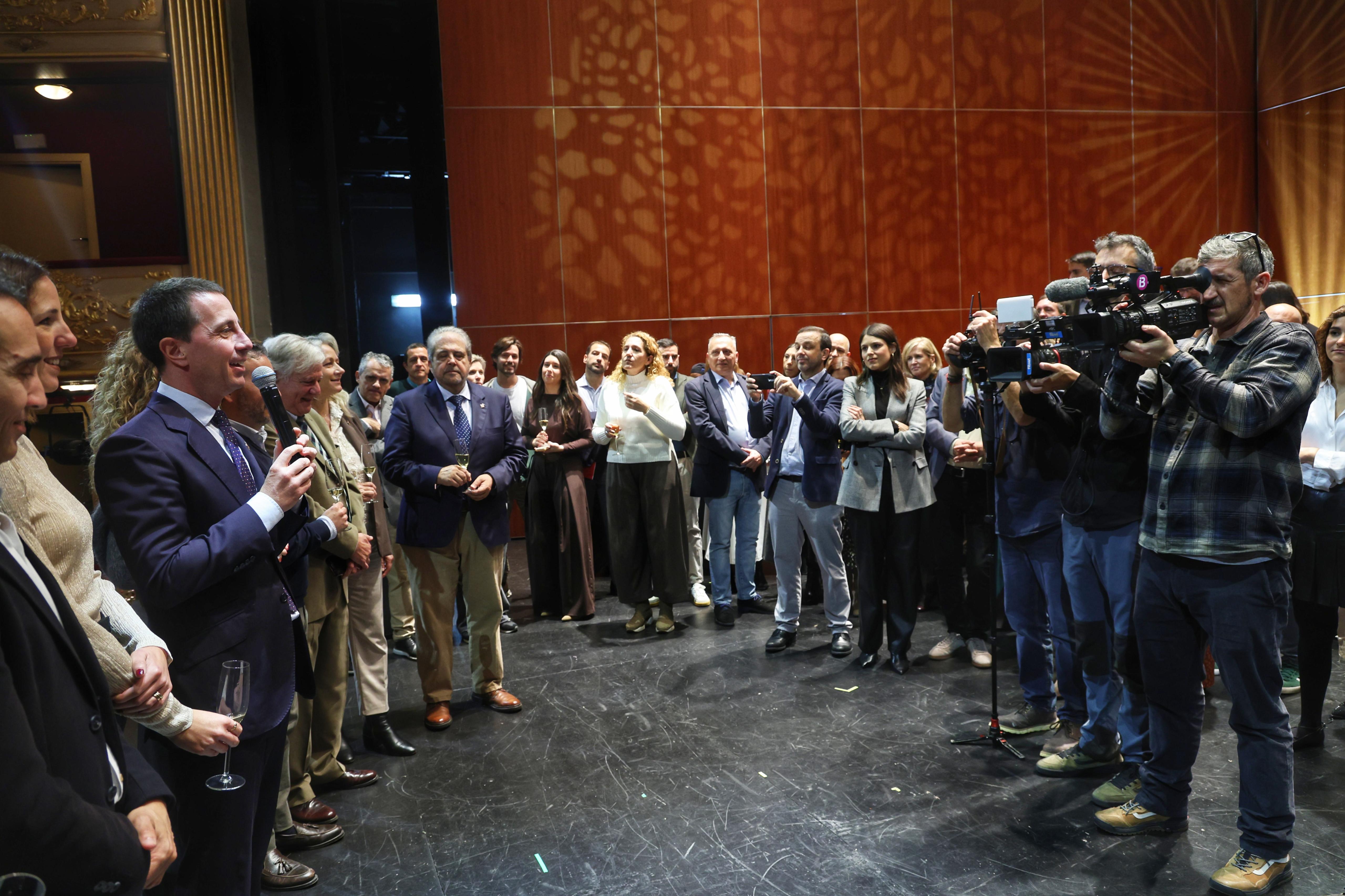 Copa de Nadal amb els mitjans de comunicació.