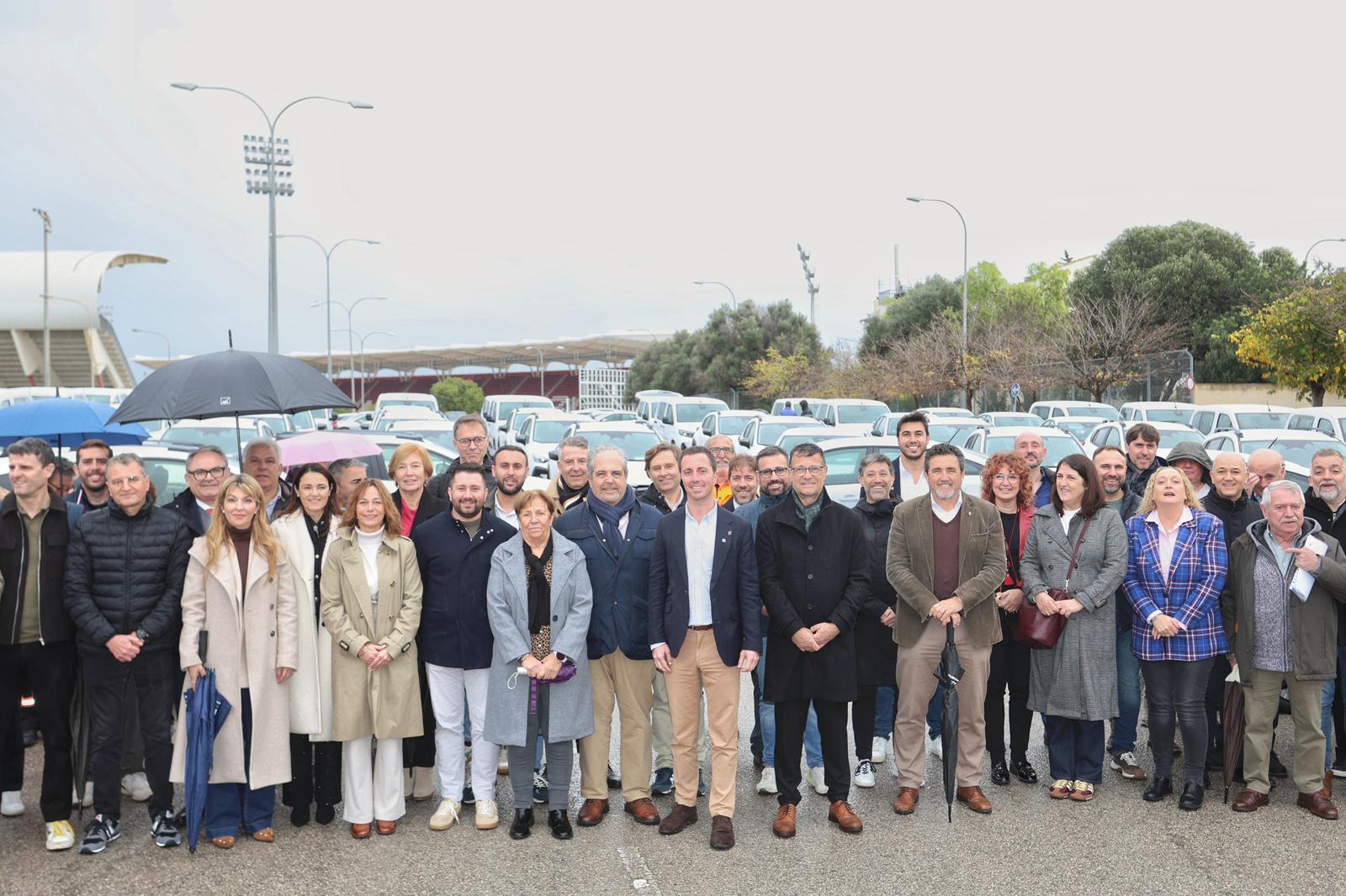 El Consell de Mallorca lliura 53 vehicles polivalents per a actuacions d’emergència a tots els ajuntaments de la Part Forana.
