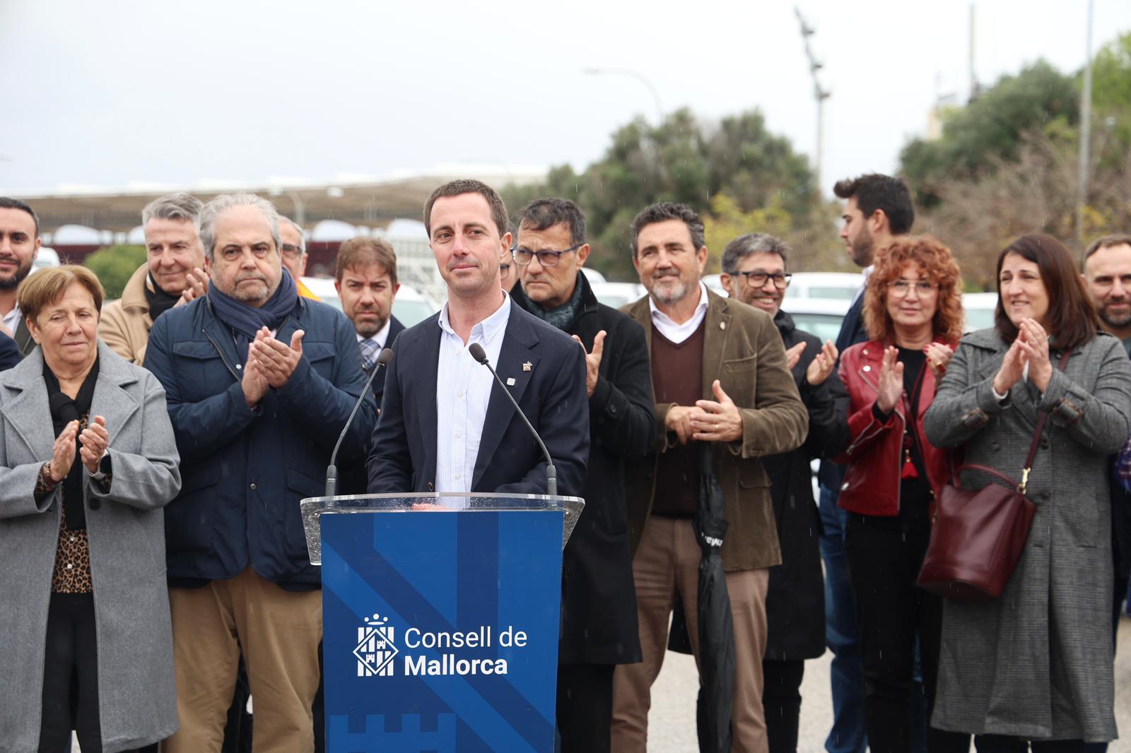 El Consell de Mallorca lliura 53 vehicles polivalents per a actuacions d’emergència a tots els ajuntaments de la Part Forana.