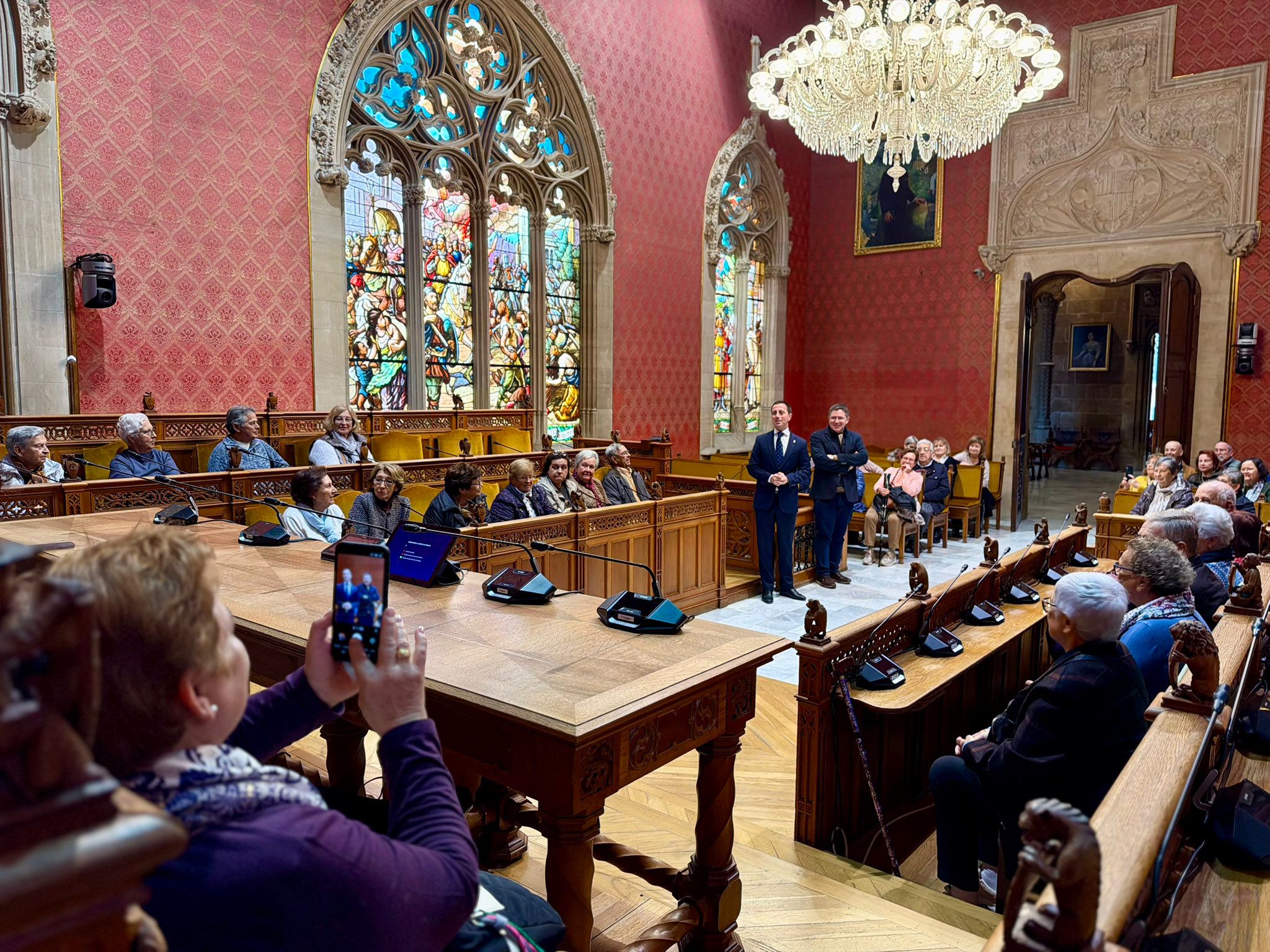 Una de les visites al Palau del Consell durant el 2025.