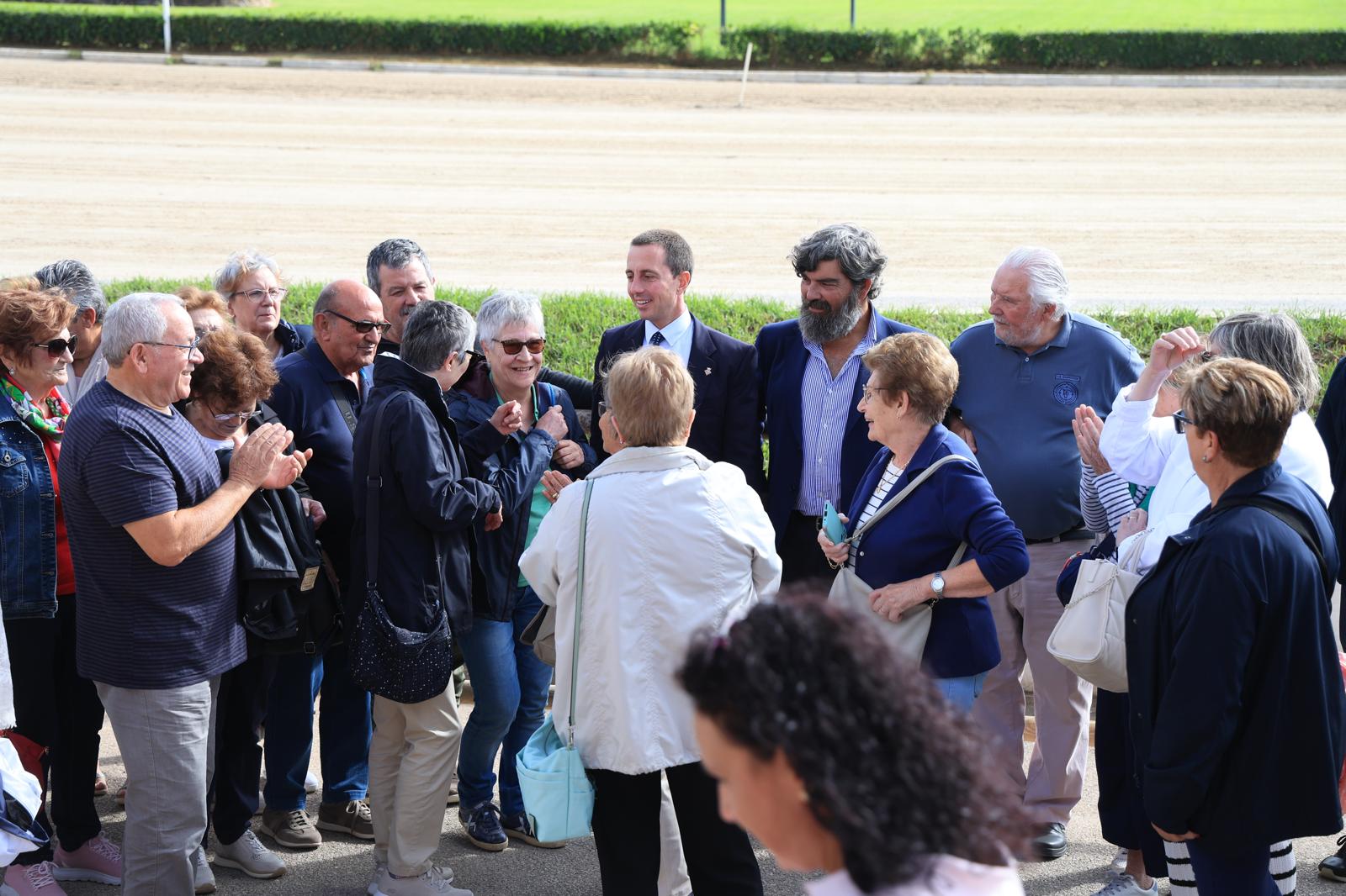 El president del Consell de Mallorca, Llorenç Galmés, i el conseller de Medi Ambient, Medi Rural i Esports, Pedro Bestard, a l'hipòdrom Son Pardo.