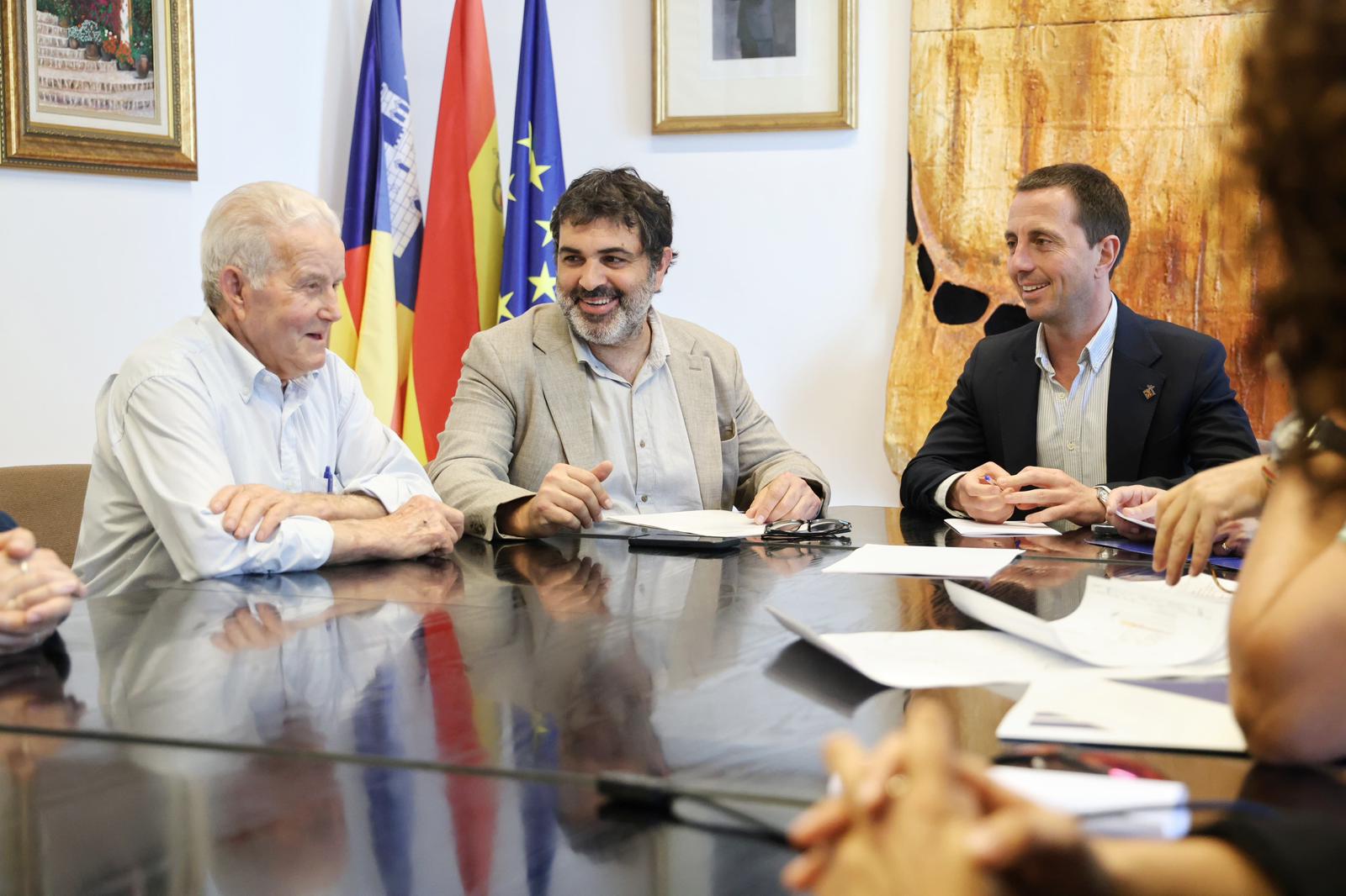 Visita al termino municipal de Esporles.