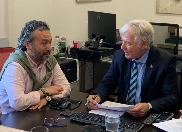 Fernando Rubio, consejero de Territori, Mobilitat i Infraestructures, y José Marcial Rodríguez, consejero de Turisme.