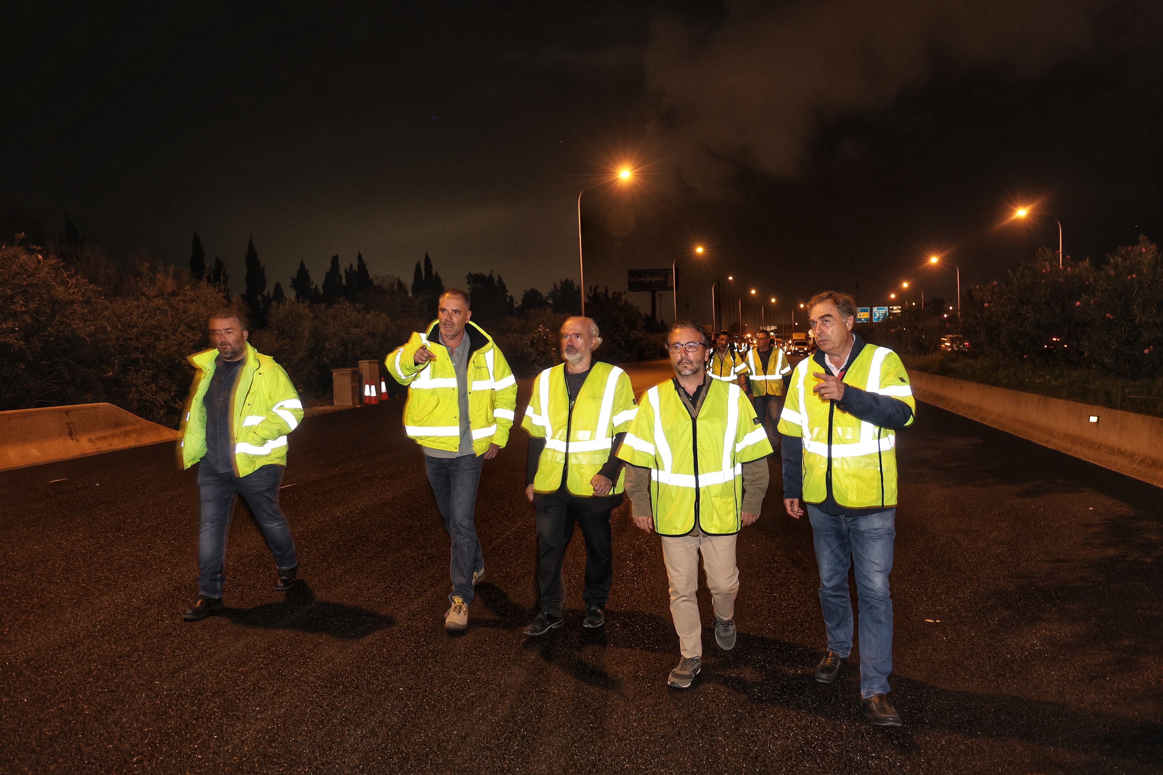 Visita del conseller Fernando Rubio a les obres de via de Cintura, juntament amb els tècnics de carreteres i el director insular Rafel Gelabert.