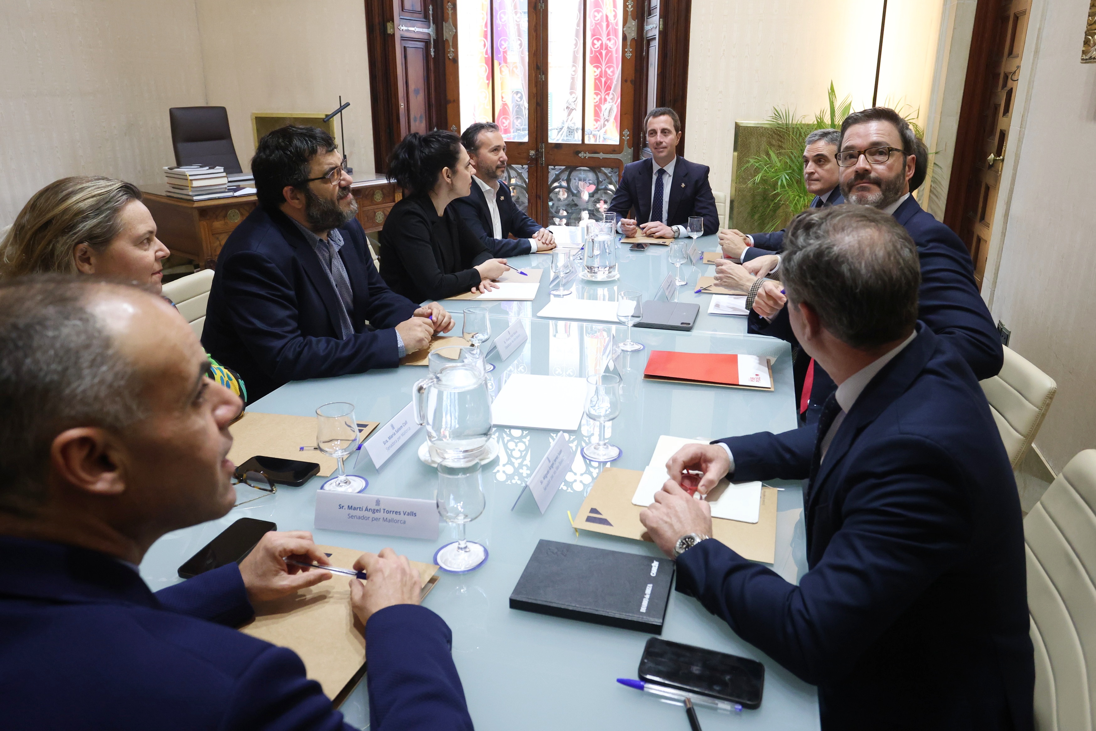 Imatge de la reunió mantiguda avui a la seu del Consell.