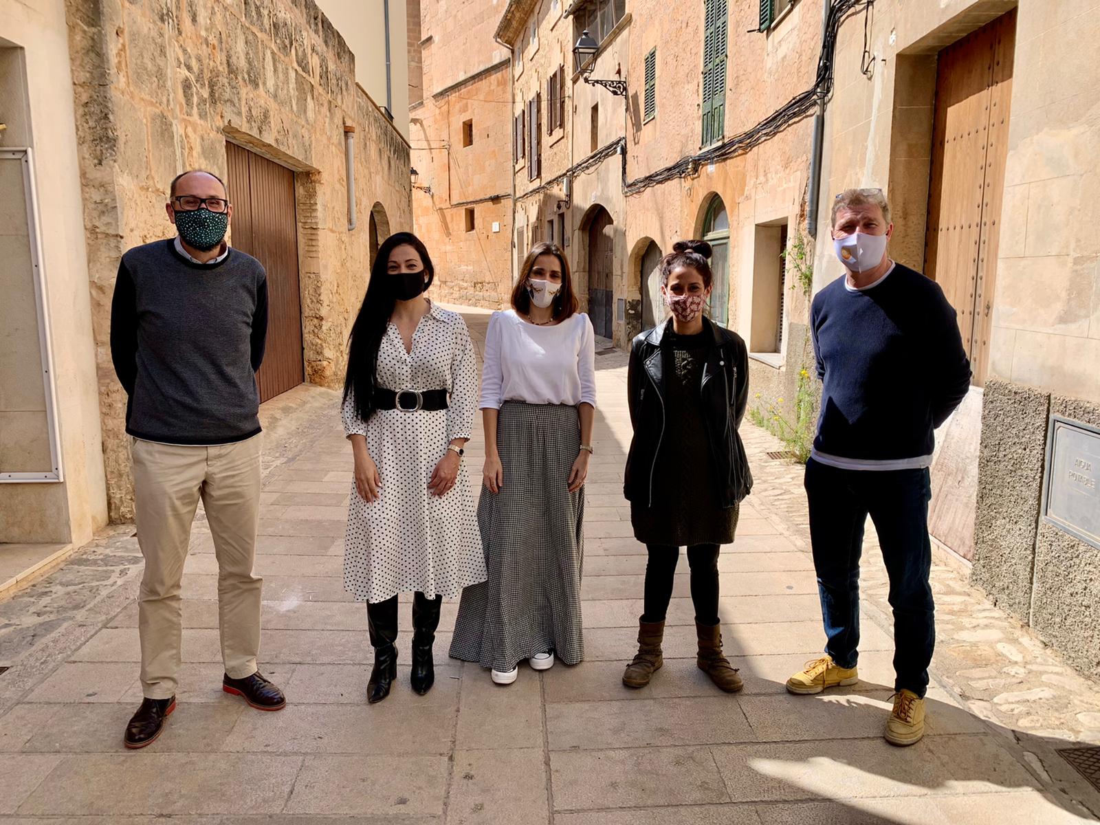L’Ajuntament d’Algaida, amb el suport d’una agent de Mallorca Activa, i l’Associació de Comerciants posen en marxa un pla de dinamització comercial.