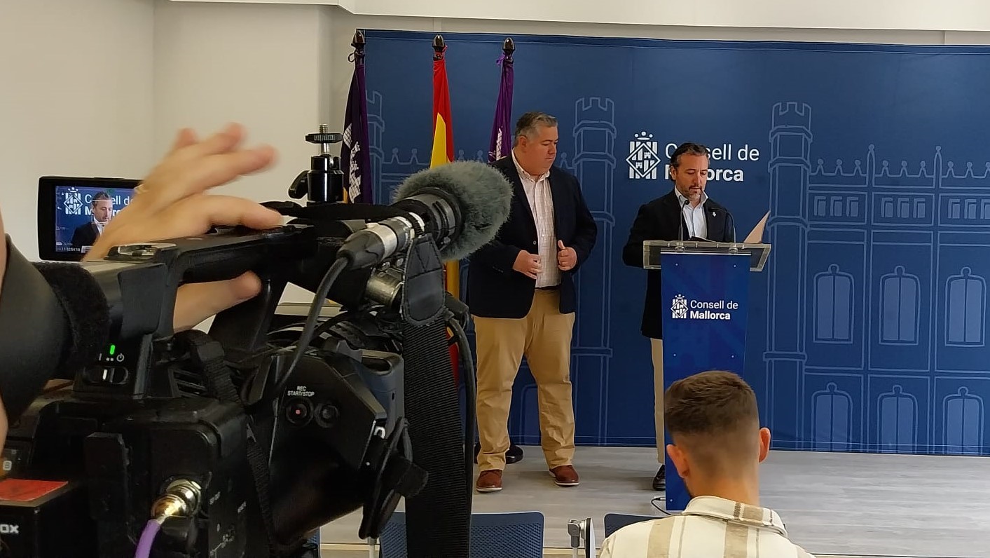 Imatge de les declaracacions del conseller Fernando Rubio sobre la nova Llei de Mobilitat Sostenible que impulsa el Consell de Mallorca.