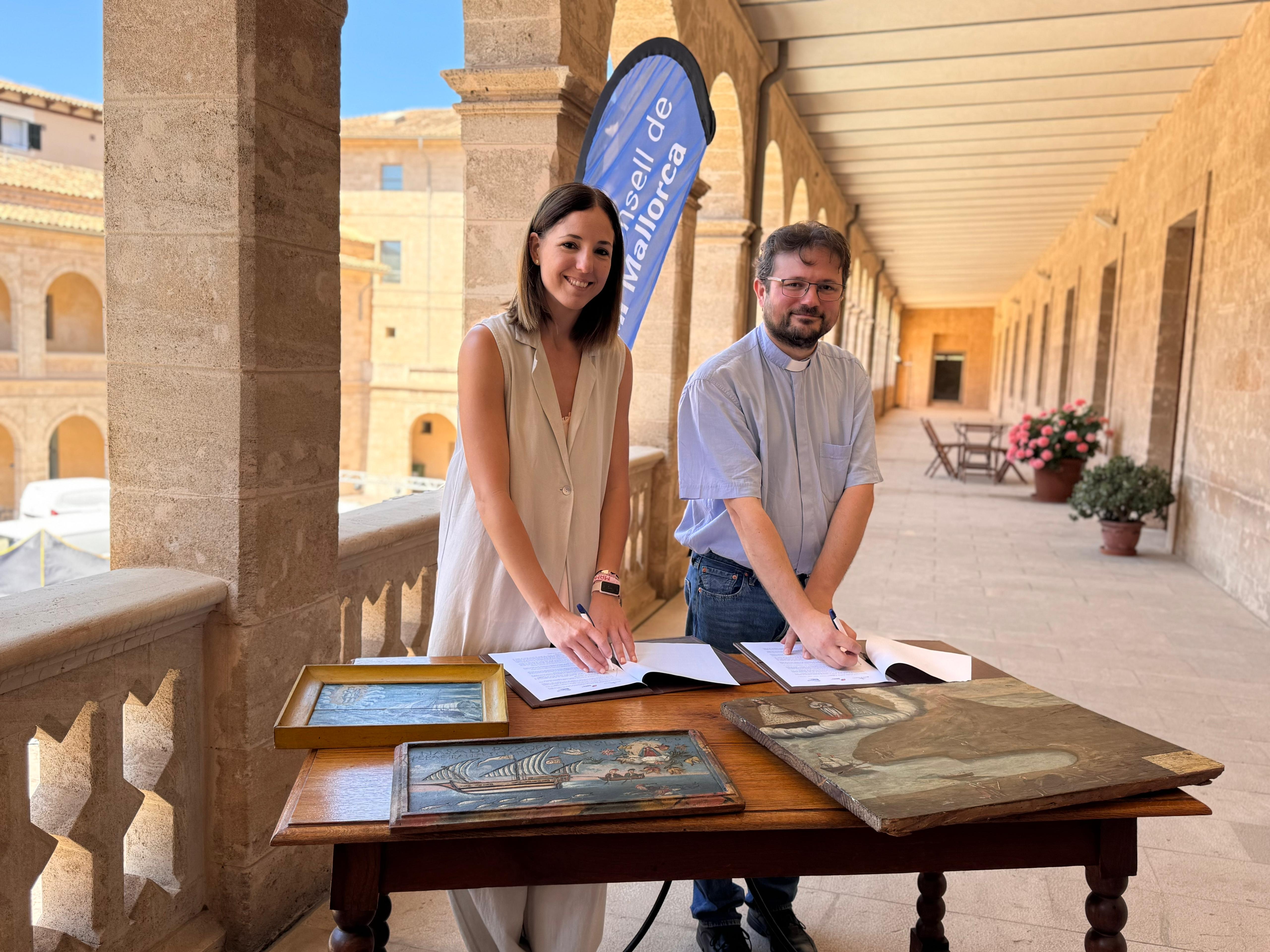 Moment de la signatura del conveni de col·laboració a La Misericòrdia.