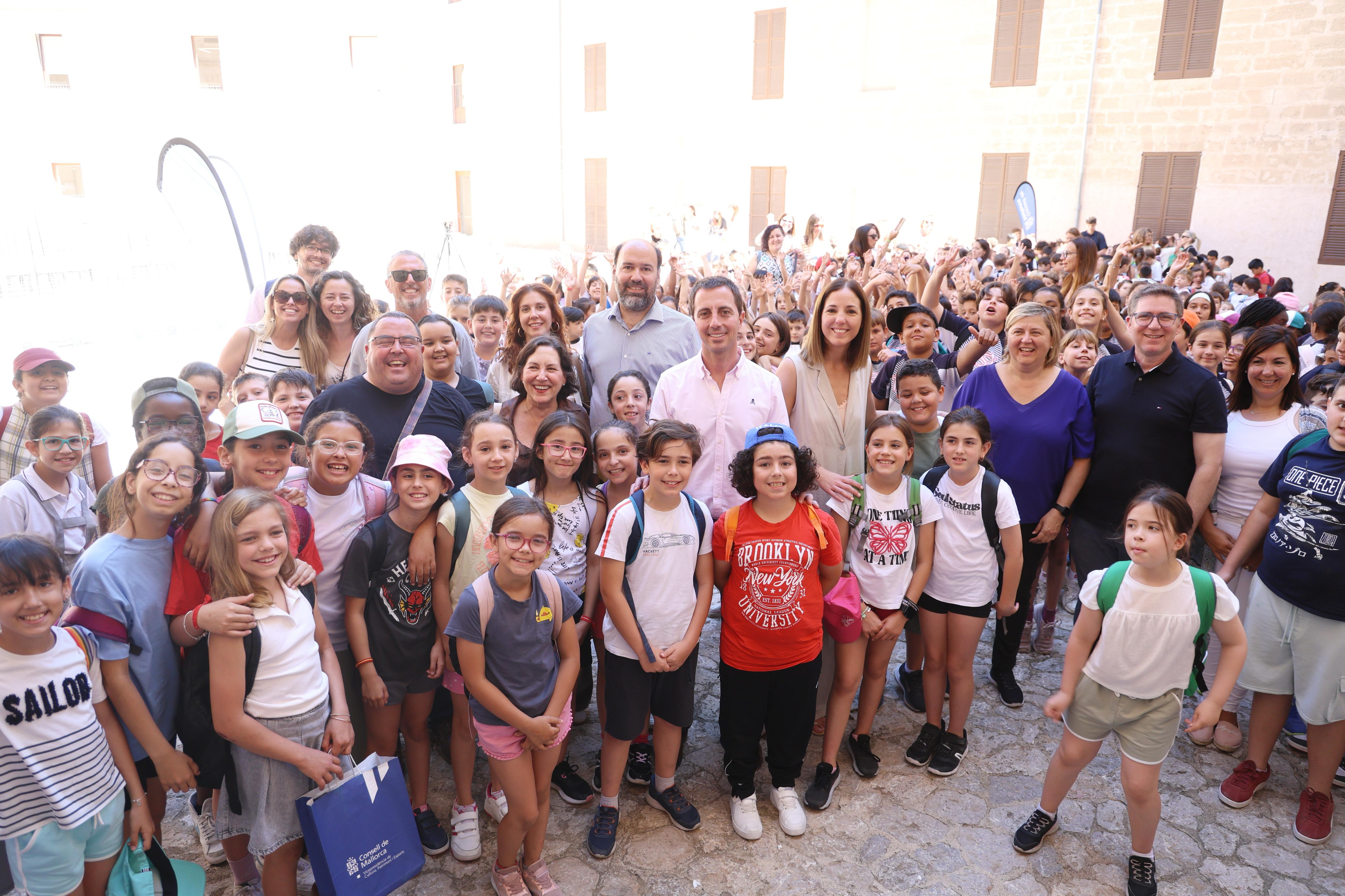 Imatge durant l'acte d'entrega de premis del concurs «Dibuixa el teu molí» a La Misericòrdia
