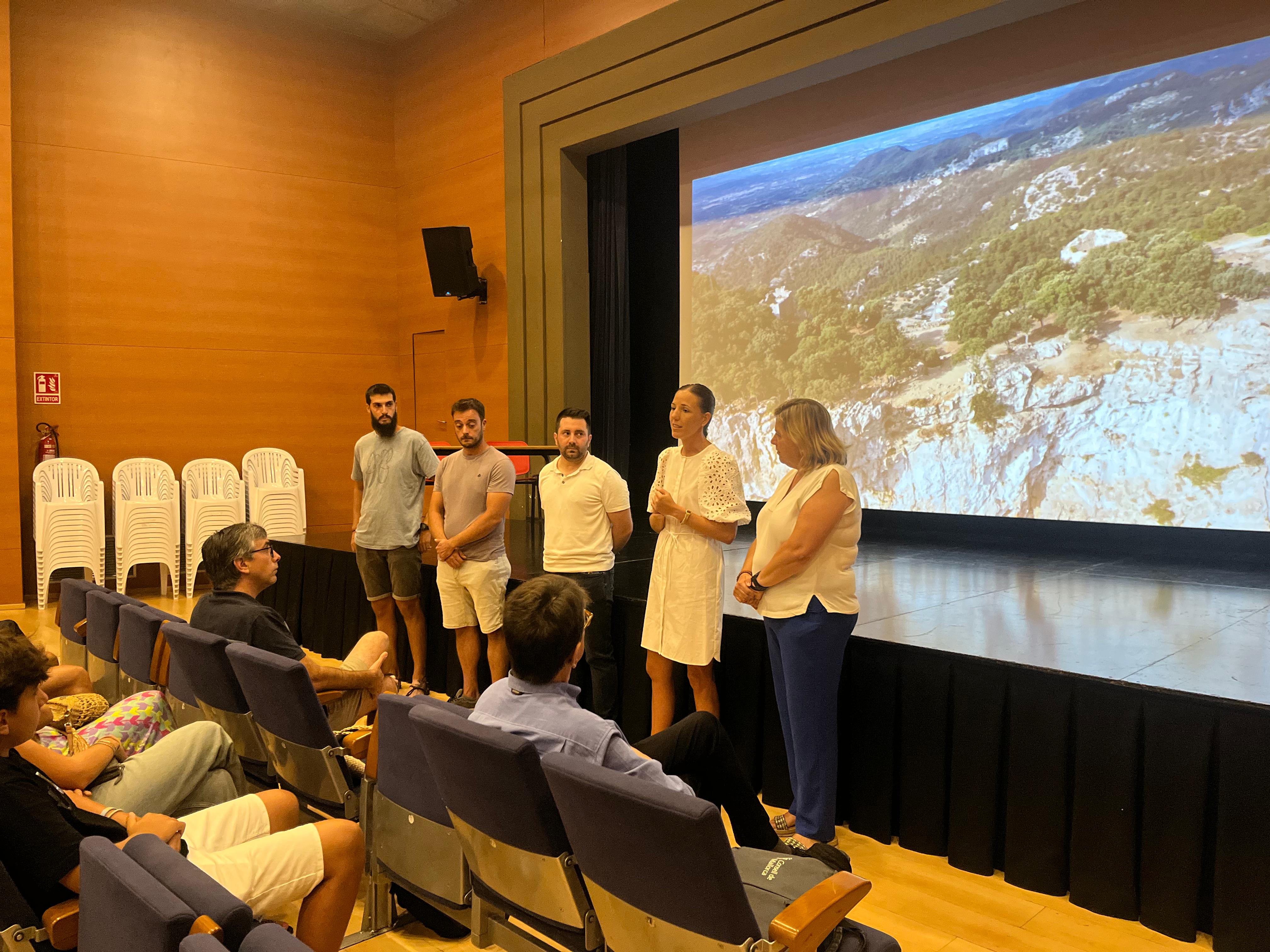 Reunión informativa abierta a la ciudadanía del proyecto de excavación en el castillo de Alaró 