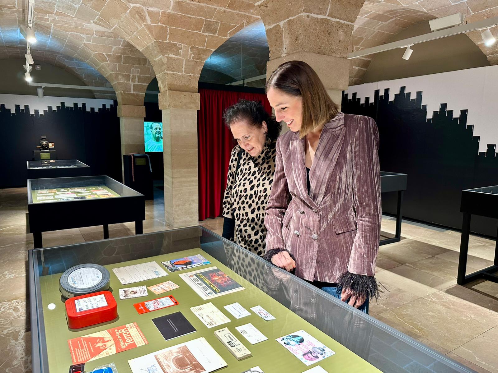 Inauguración de la exposición, “Palma, ciutat de cinemes” en la capilla de la Misericòrdia.