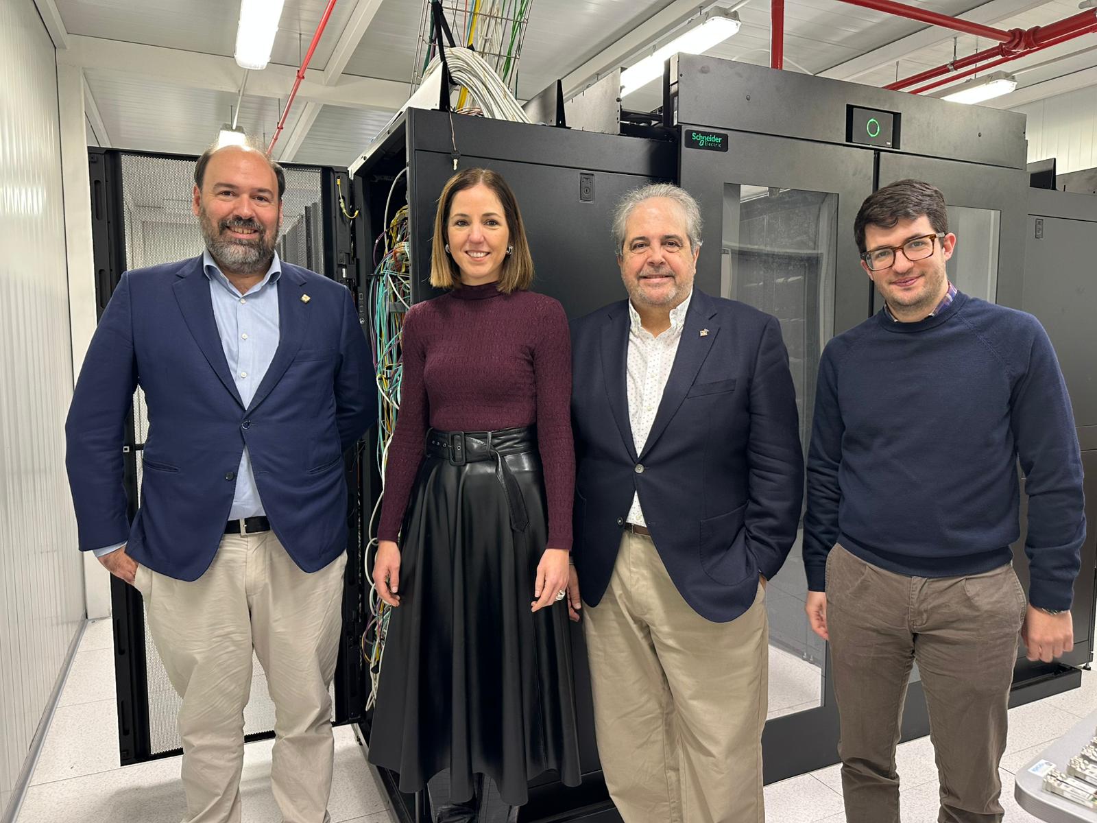 La vicepresidenta y consejera de Cultura y Patrimonio, Antònia Roca y el consejero de Hacienda, Innovación y Función Pública, Rafel Bosch.