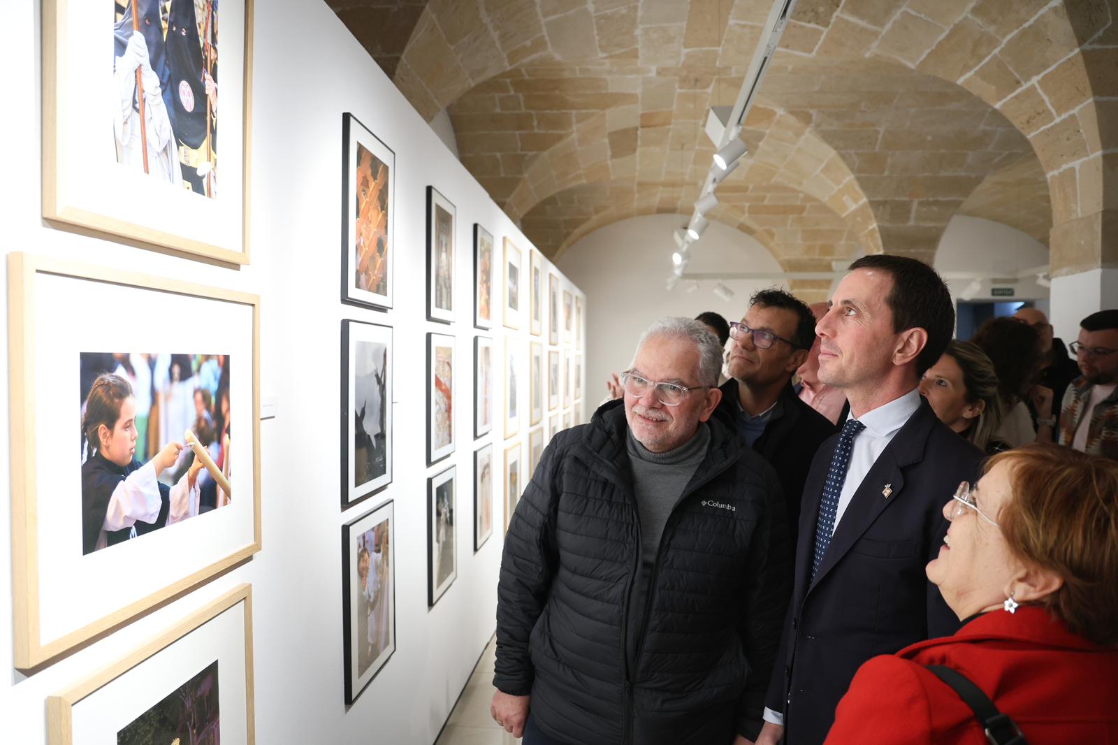 Inauguració de les dues exposicions de Setmana Santa a La Misericòrdia.