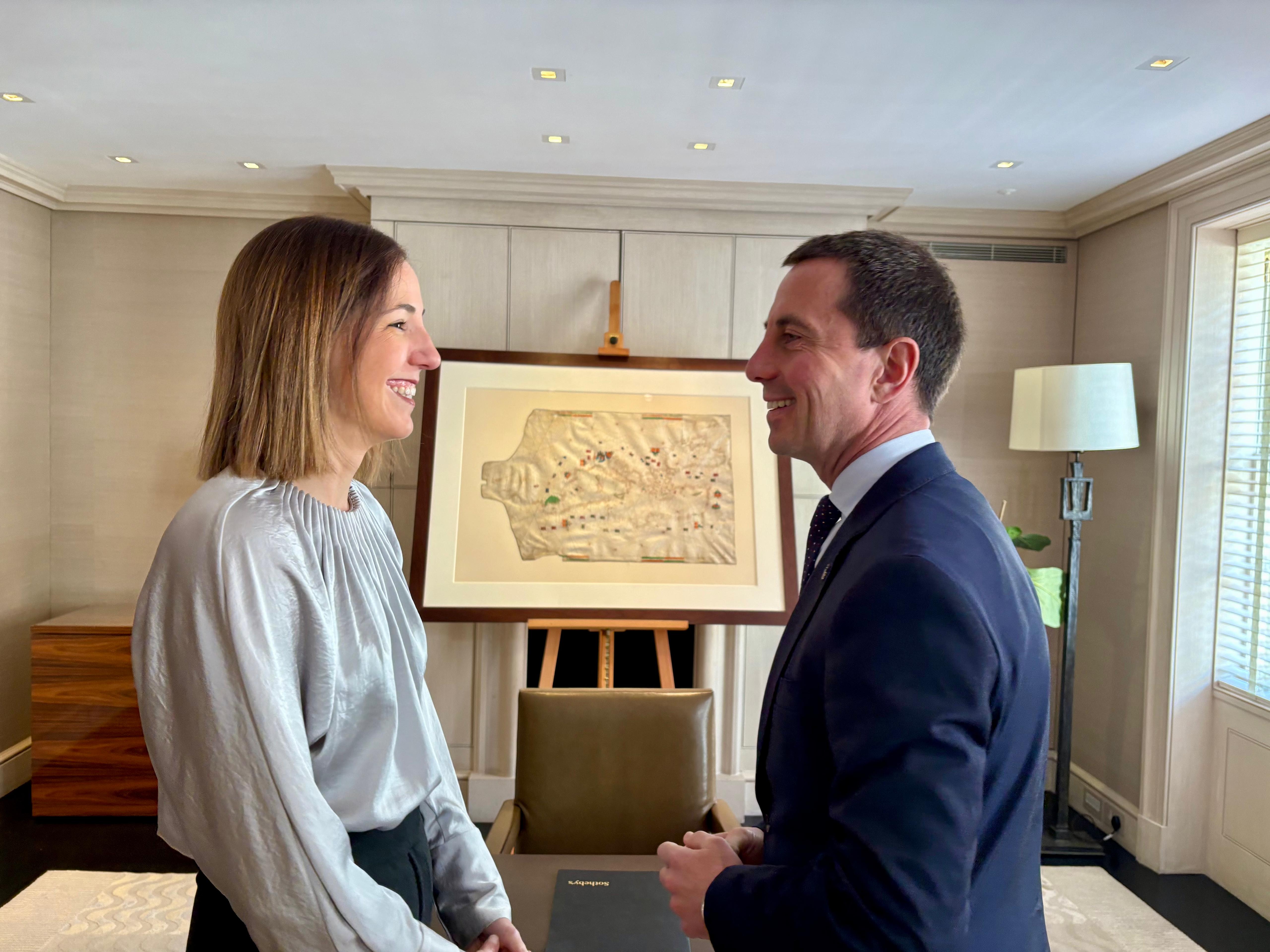 Acte d'adquisició de la carta portolana de Pere Rossell a Sotheby’s, Londres.