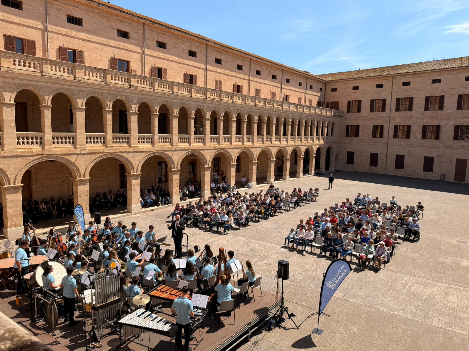 Concert Banda Selecció Juvenil de la Federació Balear de Bandes de Música i el Cor Juvenil del Teatre Principal de Palma.