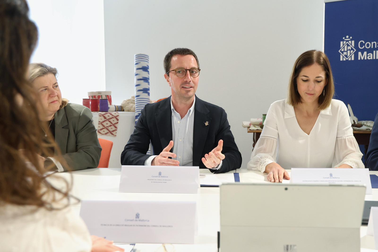 El presidente del Consell de Mallorca, Llorenç Galmés y la vicepresidenta, Antònia Roca.